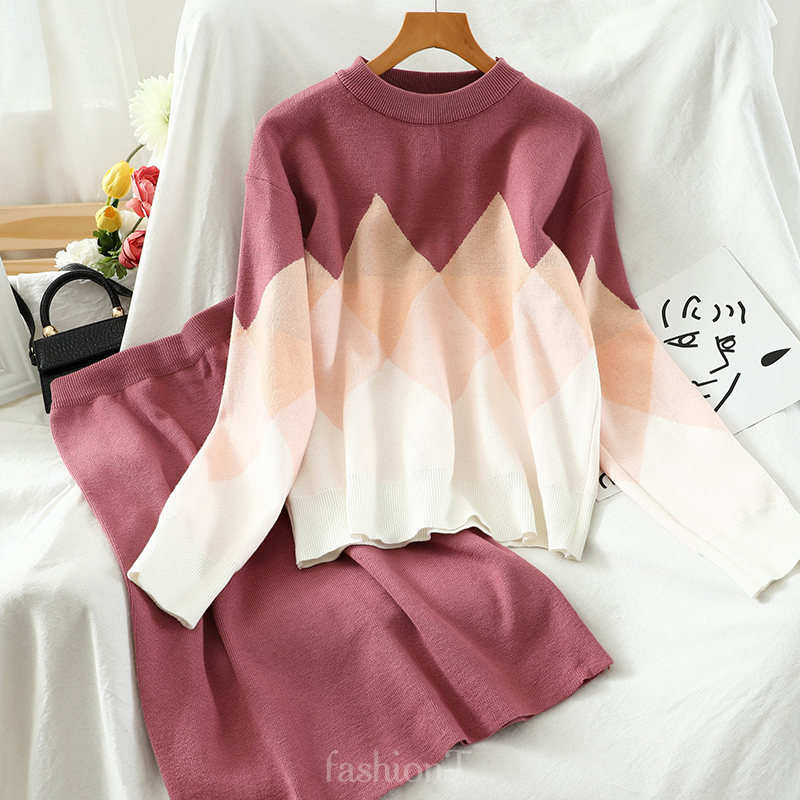 ピンク/セーター+スカート
