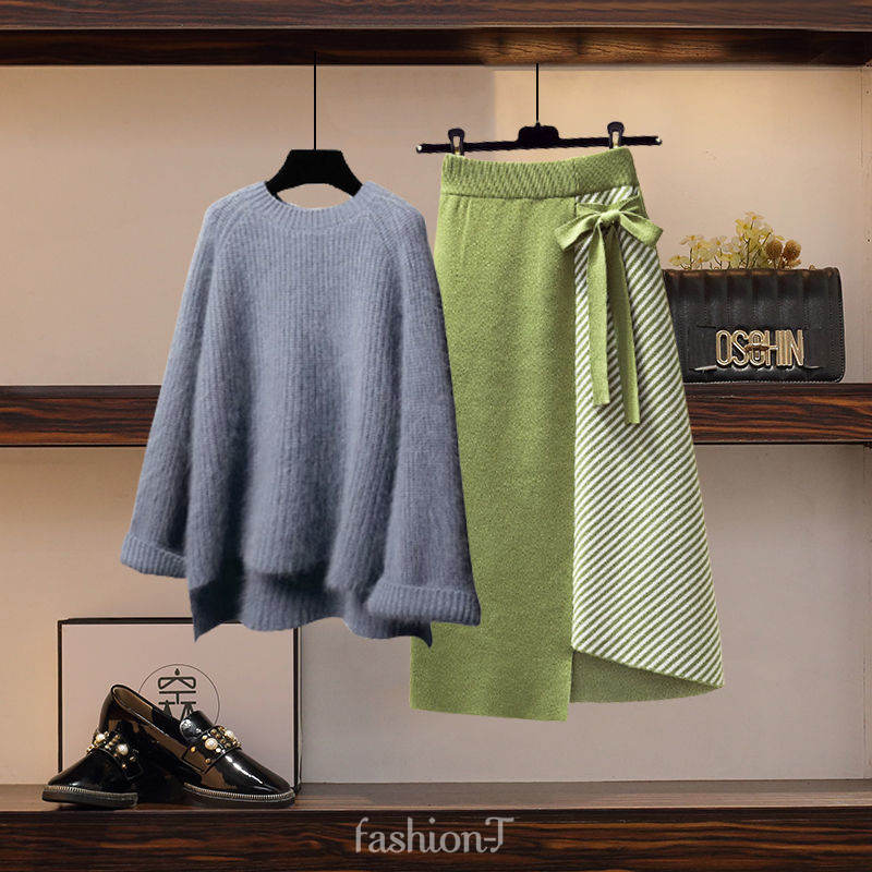 グレー/ニット.セーター+グリーン/スカート