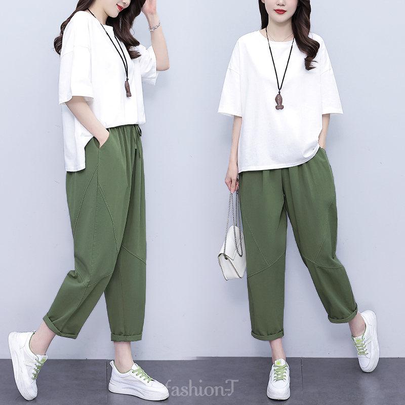 ホワイト/Tシャツ＋グリーン/パンツ